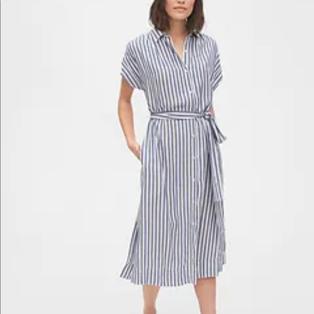 NWT Gap midi shirtdress